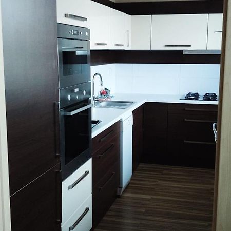 Apartman Hodonin 7 7 7 2 3 4 1 9 4 Hodonín Exterior foto